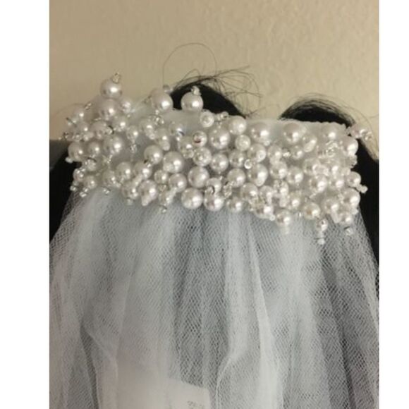 Davids Bridal One Tier Cathedral Veil White NWT - Picture 5 of 8